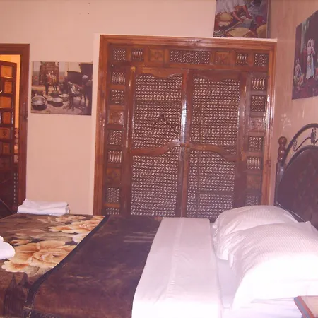 Riad Les Chrifis Navette Aeroport 24 Sur 24 Fez Kamer foto