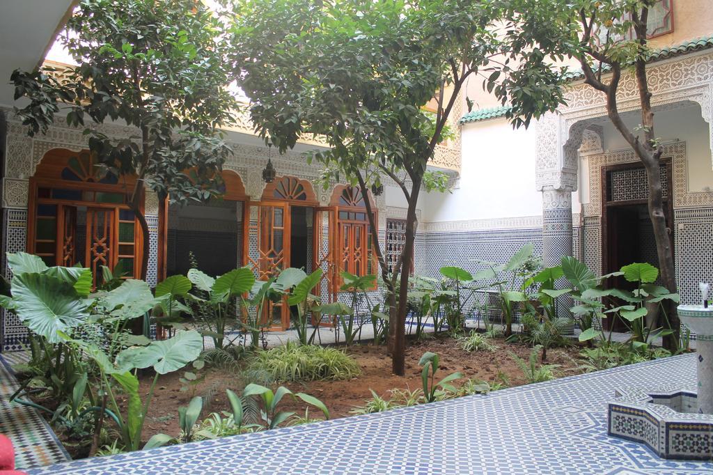 Les Chrifis Navette Aeroport 24 Sur 24 Riad